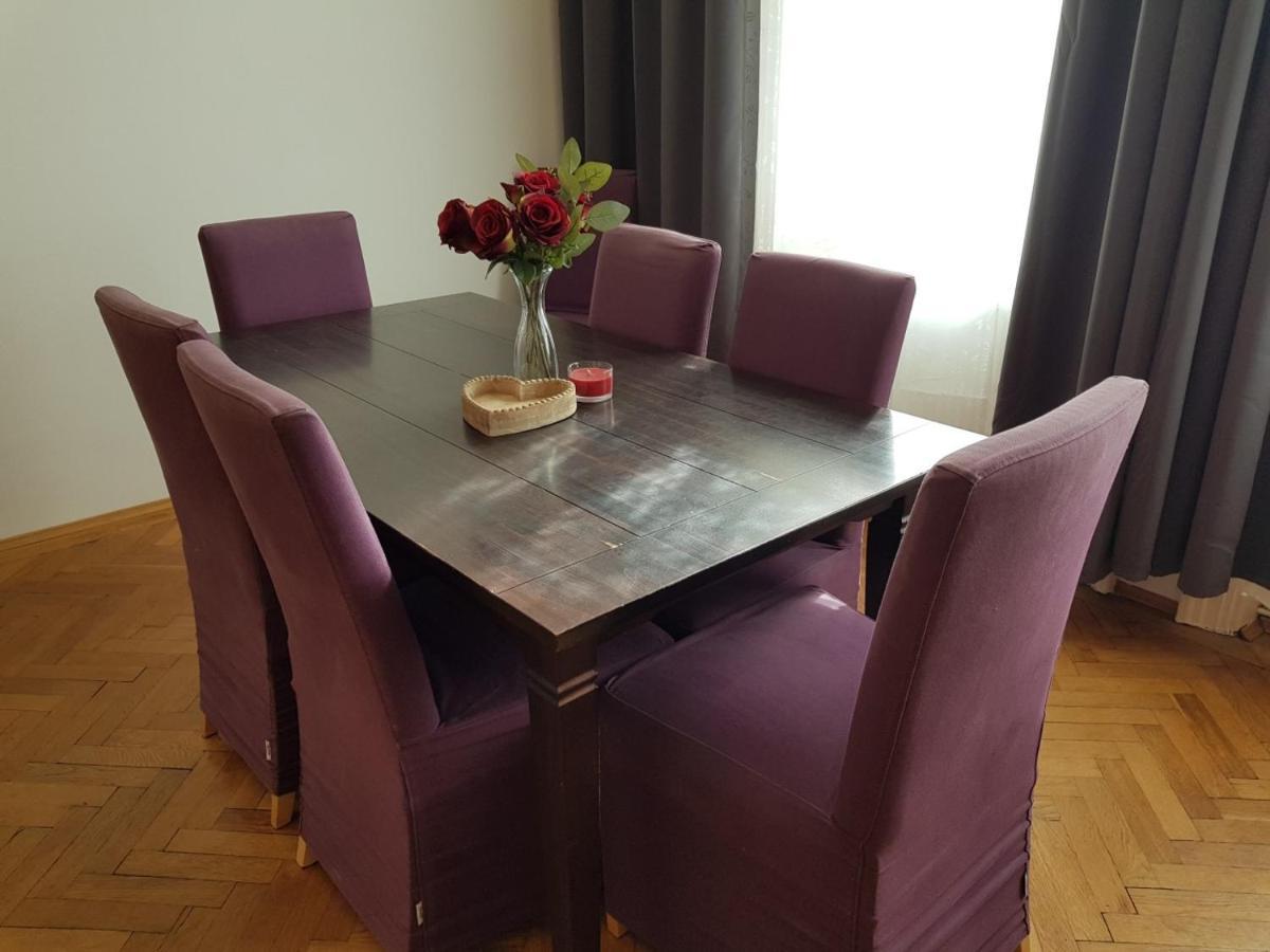 1090 Apartament *