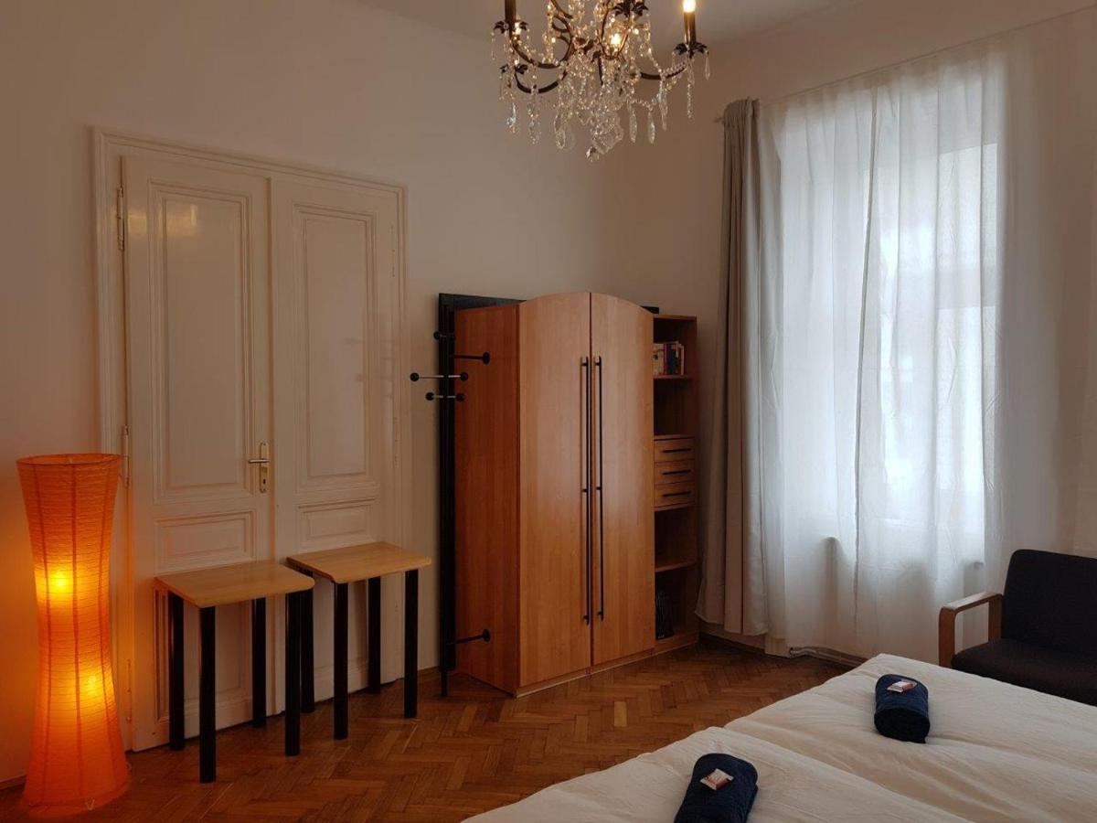 Appartement 1090 *